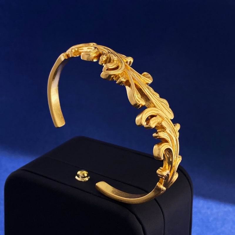 Versace bracelet 04yxh01